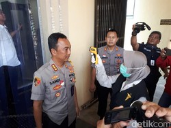 Wow, Ada Bilik Sterilisasi Corona di Mapolrestabes Surabaya