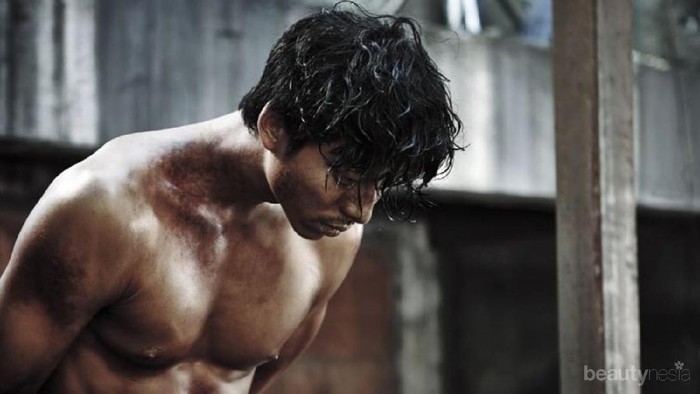 Daftar Aktor K-Drama yang Punya Bahu Lebar, Laki Banget!