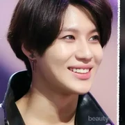 6 Idol K-Pop Pria yang Pilih Selebriti Barat Sebagai Tipe Ideal