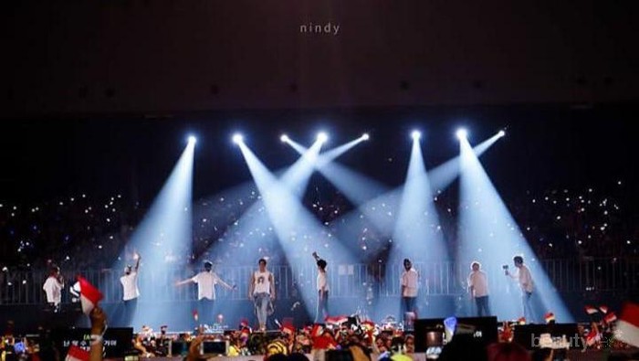 Tanpa Heechul, Super Junior Sapa Penggemar Lewat Konser Super Show 8: Infinite Time in Jakarta!