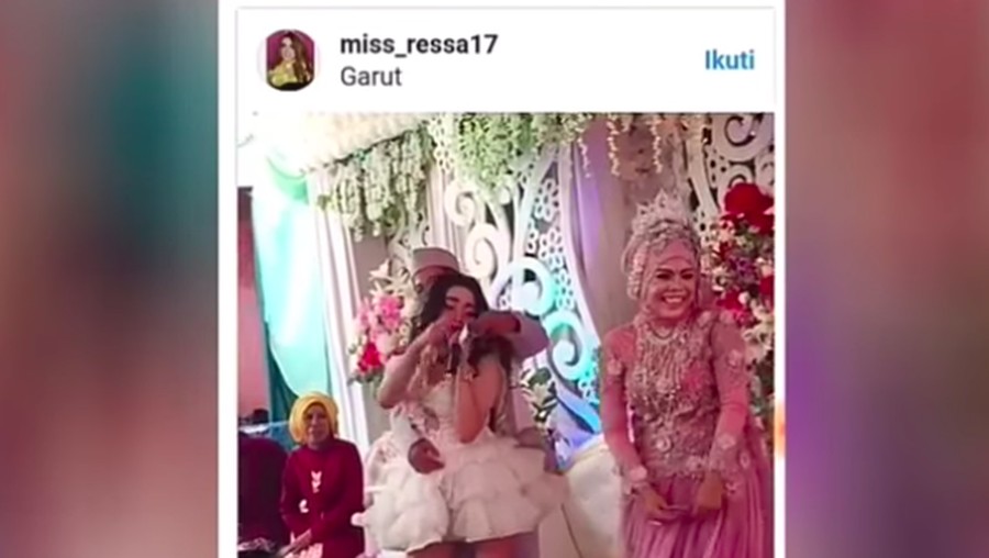 Video ini sebenarnya sudah lama. Tapi karena diberitakan salah satu media nasional, entah kenapa banyak lagi yang mencarinya di mesin pencarian google.