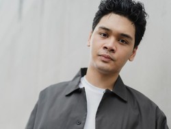 Mikha Angelo Rayakan Valentine dengan Dua Single Baru