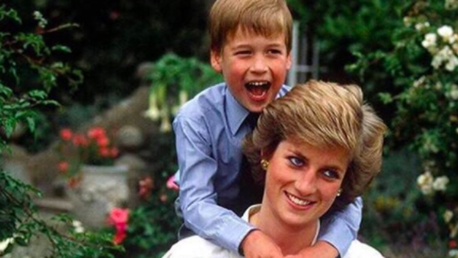 Putri Diana bersama Pangeran William dan Pangeran Harry