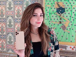 Positif Corona, Foto Kanika Kapoor Bareng Pangeran Charles Ternyata Hoax