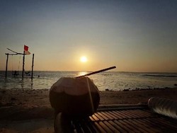 Celebrity on Vacation: Ayunan-Berkuda di Sunset Point Gili Trawangan