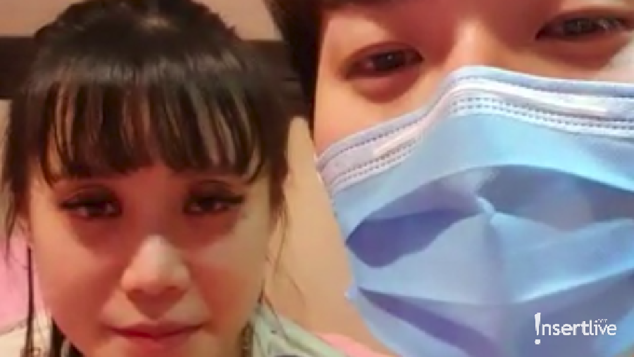 Lee Jeong Hoon dan Moa Aeim melakukan isolasi diri di rumah akibat penyebaran virus Corona yang kian meningkat di Indonesia.