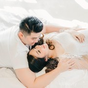 Sering Tampil Galak, Ini Potret Mesra Chef Arnold dan Sang Istri
