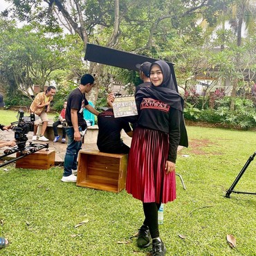 Akui Punya Izin, Ini Penjelasan Ria Ricis Bikin Konten di Tengah Corona