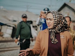 Cellica Tanggalkan Jabatan Ketua Demokrat Karawang