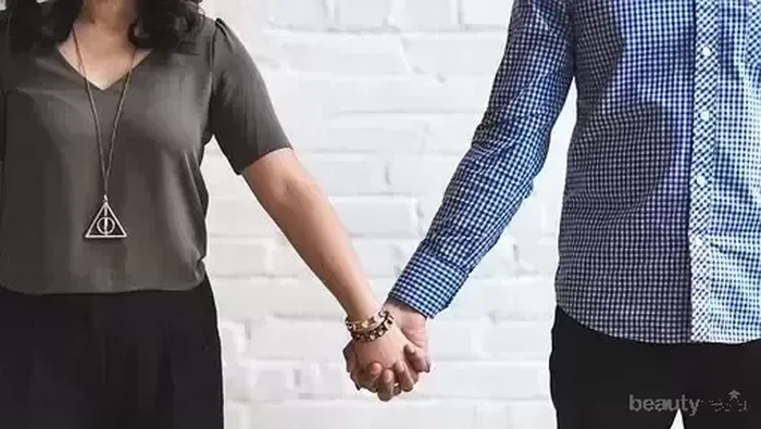 5 Hal yang Harus Kamu Lakukan Bareng Pasangan Setelah Menikah, Supaya Rumah Tangga Menyenangkan!