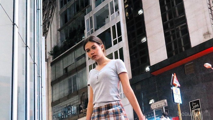 Simple Banget, Begini Style OOTD ala Artis Cantik Yuki Kato