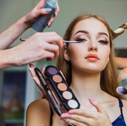Biar Kulit Bersih Terawat, Ini Tips Efektif Hapus Heavy Makeup