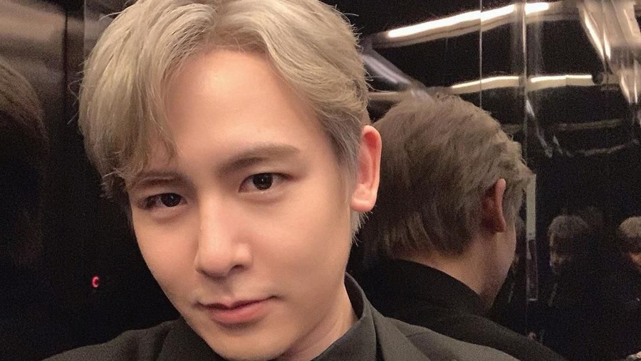 Lima idol K-Pop ini berani buka-bukaan soal ciuman pertama mereka.