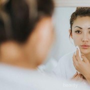 Gak Cuma Buat Diet, Green Tea Ternyata Bisa Jadi Skincare Wajah Alami!
