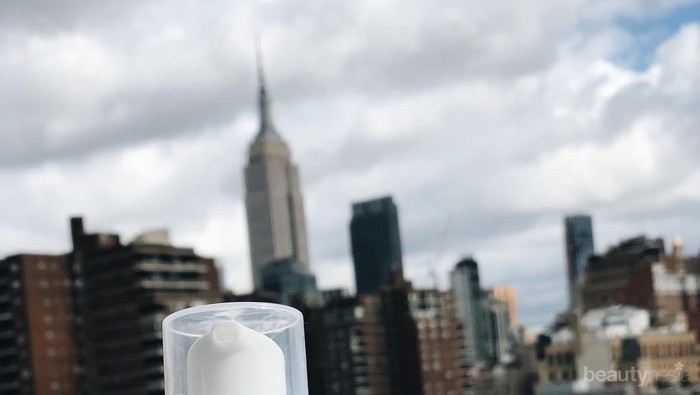 Sudah Tahu? Sekarang Ada Bedak Khusus untuk Payudara, Lho!