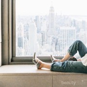 Elsa Tadjudin, Menantu Mantan Gubernur BI yang Super Cantik