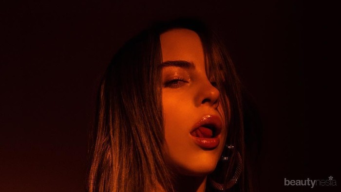 Takut Bercermin, Ternyata Billie Eilish Menderita Body Dysmorphic Disorder! Apa Itu?
