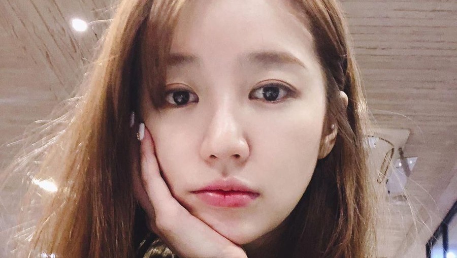 Yoon Eun Hye membuat pengakuan mengejutkan saat menjadi bintang tamu di sebuah acara variety show.