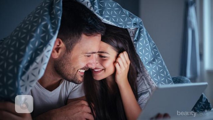 Isi Waktu Libur Akhir Tahunmu dengan Sederet Rekomendasi Film Komedi Romantis Berikut Ini! Isi Waktu Libur Akhir Tahunmu dengan Sederet Rekomendasi Film Komedi Romantis Berikut Ini!