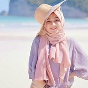 Gak Ribet, Ini 7 Tutorial Hijab untuk Travelling yang Bisa Kamu Coba!