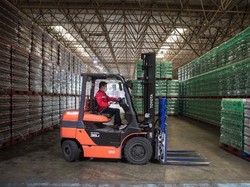 Gelombang COVID-19 Baru, Aktivitas Pabrik China Terpengaruh