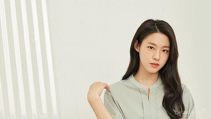 6 Potret Body Goals Seolhyun AOA yang Bikin Iri