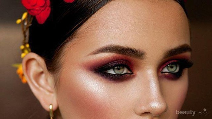 Dampak Pakai Makeup Tebal Tiap Hari