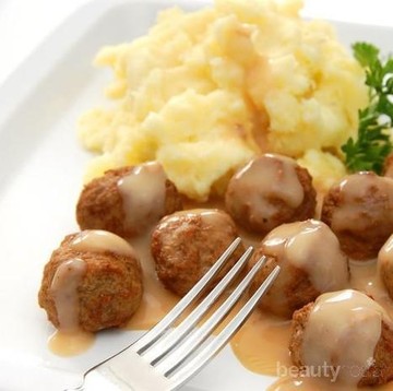 Resep Akhir Pekan: Bistik Bola Daging ala IKEA