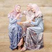Yuk, Tampil Modis dengan Padu Padan Busana Gamis Kekinian yang Simpel dan Fashionable