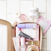 Gak Perlu Repot, Produk Skincare Berukuran Mini Siap Untuk Temani Kamu Traveling!