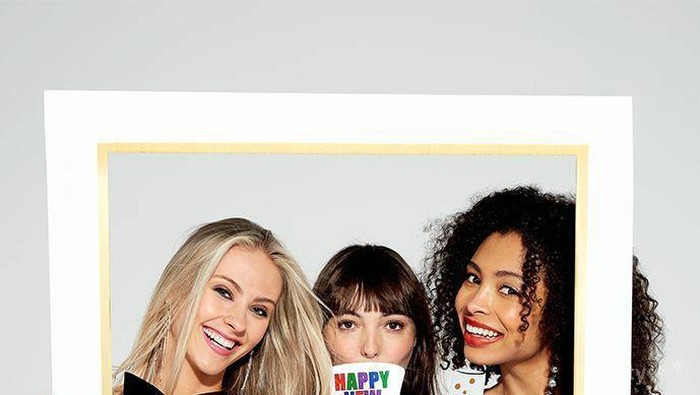 7 Outfit Malam Tahun Baru Ini Bikin Gaya Kamu Makin Hits!