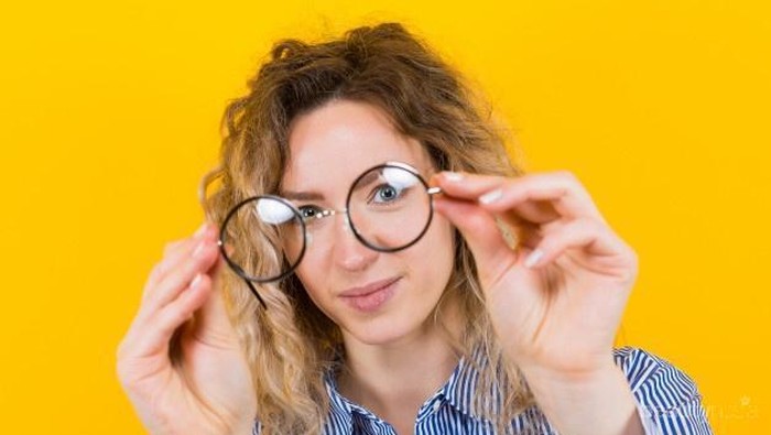 Mudah dan Alami, Ini Makanan dan Kebiasaan yang Ampuh Obati Mata Minus