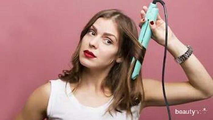 Beragam Hairstyle yang Bisa Kamu Coba dengan Bermodal Catokan dan Teknik Mencatok Ini!