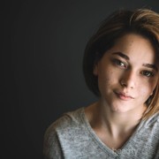 Jangan Sembarangan! 5 Kandungan Skincare Ini Bisa Memperparah Jerawat