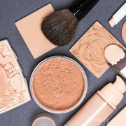 Jangan Keliru, Ini Beda Fungsi Bedak, Foundation, dan Cushion