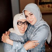 Sederet Momen Hangat Para Artis dan Ibunda di Hari Ibu