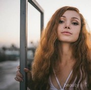 Tips Simpel untuk Tampil Fotogenik di Depan Kamera