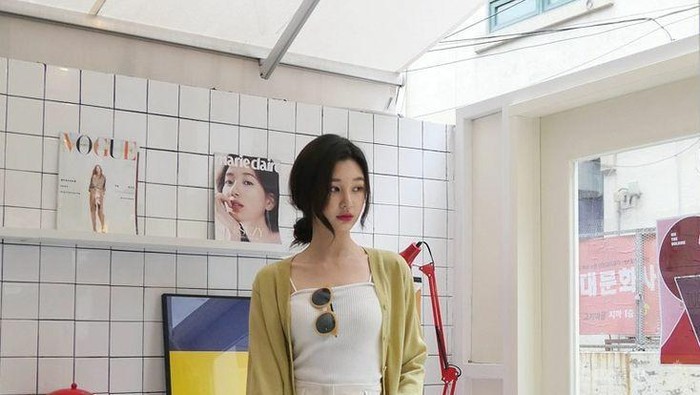 7 Inspirasi Outfit Holiday Ini Bikin Liburan Kamu Makin Seru dan Instagramable!