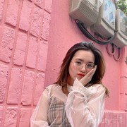 Gemas! Selebriti Indonesia Ini Hobi Banget Pakai Fashion Korean Style!