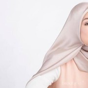 Mau Wajah Sehat dan Cantik? Air Zam Zam Rahasianya!