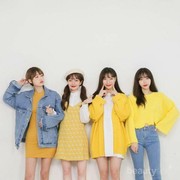 Suka Warna Kuning? Ini Dia Inspirasi Outfit Warna Kuning yang Chic dan Anti Norak!