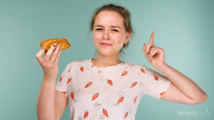 Makanan dan Minuman Ini Wajib Kamu Hindari Kalau Punya Wajah Berminyak