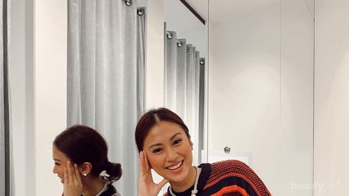 Selamat Hari Ibu! Ini 6 Influencer Cantik yang Makin Cemerlang Setelah Jadi Ibu