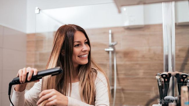 Hanya dengan Catok  Rambut  Bisa Dibuat Berbagai Macam  