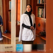 Padu Padan Outfit Monokrom ala Nissa Sabyan, Hijabers Wajib Coba!