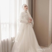 Butuh Inspirasi Gaun Pengantin Muslimah? Simak di Sini, Yuk!