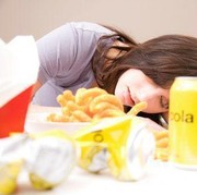 Cegah Berat Badan Naik Secara Drastis Selama Liburan, Ini Caranya!