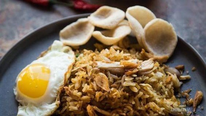 5 Kios Nasi Goreng Paling Terkenal di Jakarta, Cobain yuk!