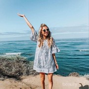 Outfit Pantai yang Bikin Ladies Makin Kece, Boleh Dicoba Nih!