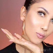 5 Rekomendasi Bronzer Lokal untuk Kulit Sawo Matang, Wajah Jadi Glowing!